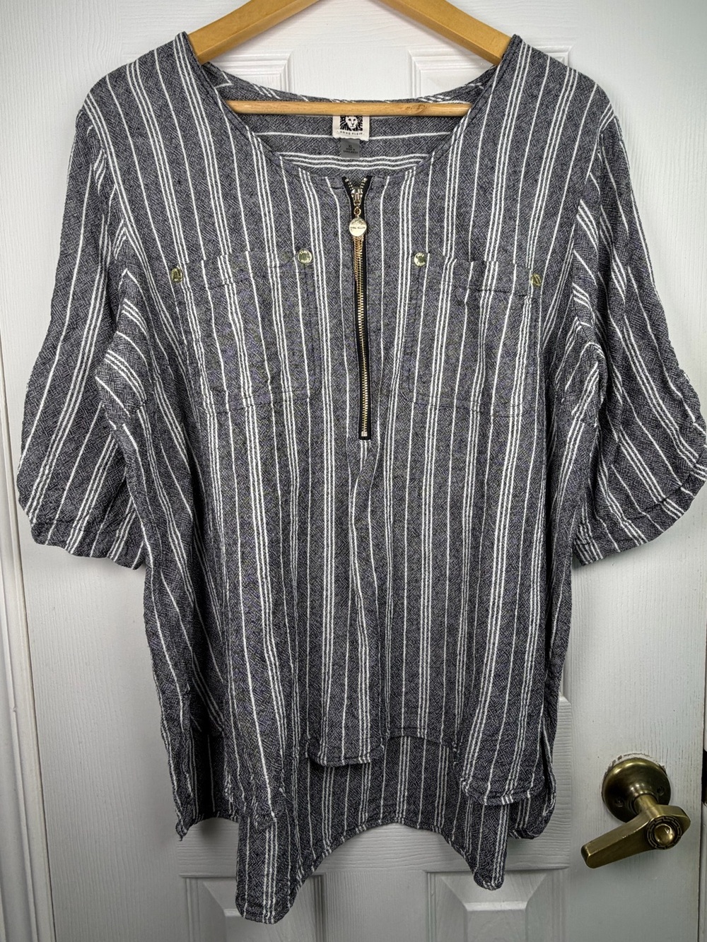 Anne Klein Black/Grey White Striped Linen Blend Blouse XL Zip Front Hi Low Chic